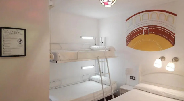 Hostal La Casa de la Luna, Забронировать Отель Севилья провинция Севилья, рядом с Торре-дель-Оро