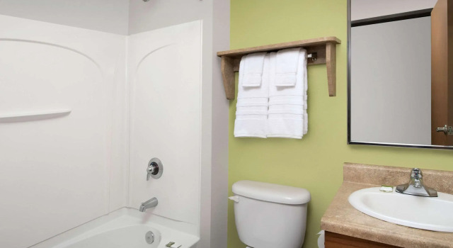 Четырёхместный номер Standard WoodSpring Suites Murfreesboro