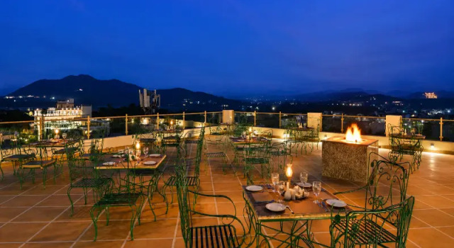 Barliyas Heritage Boutique Hotel Near Lake Pichola, Забронировать Бутик-отель Отели штата Раджастхана с бассейном, Бассейн