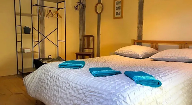 La Derni¿ ¿ape, Đặt Khách sạn Port-Launay Brittany