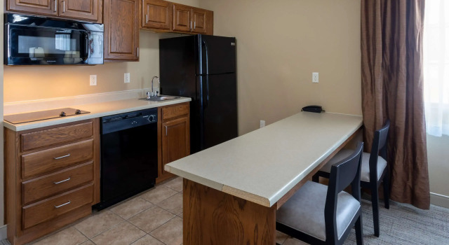 Люкс c 1 комнатой GrandStay Inn & Suites of Luverne