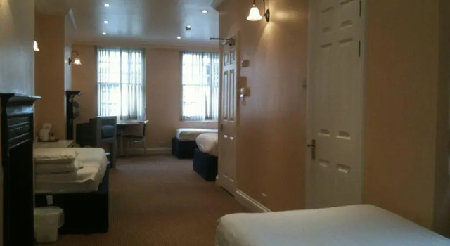 Семейный номер Standard Mermaid Suite Hotel