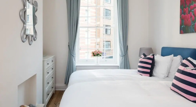 Fabulous 2BR Flat next to Harrods, Забронировать Отель Бизнес-отели Англии, 4* 5*