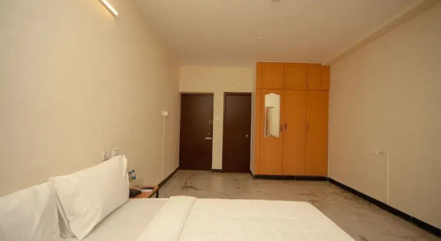OYO 24150 SilverKey Egmore, Забронировать Отель Отели штата Тамилнада с завтраком, Завтраки
