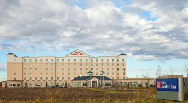 Номер Standard Hilton Garden Inn Edmonton International Airport
