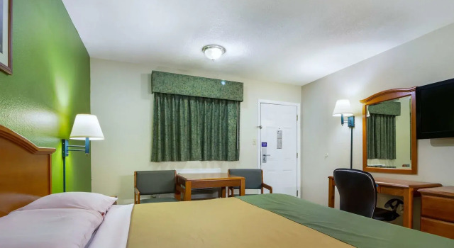 Scottish Inn & Suites, 预订 酒店 霍顿 Texas Gulf Coast