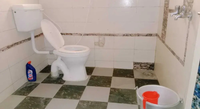 Номер Business Square & Dormitory Stays