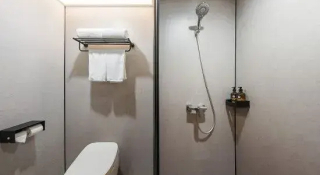 Люкс Deluxe New Crescent Moon Hotel (Meishan East Station Chunxi Square Branch)