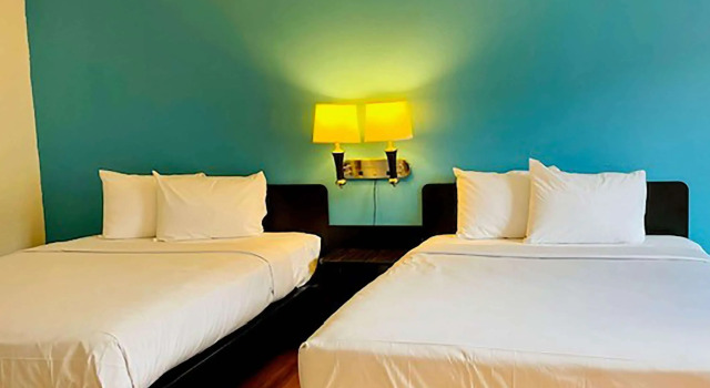 Travelodge Inn & Suites by Wyndham Missoula University Park, Забронировать Отель Отели Мизула с бассейном, рядом с Dahlberg Arena, Бассейн