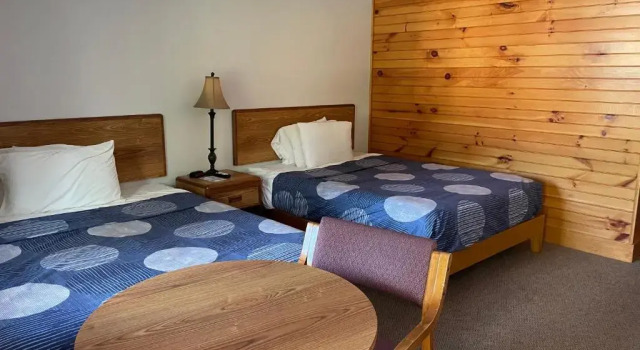 Номер Deluxe A Holiday Motel - Maggie Valley