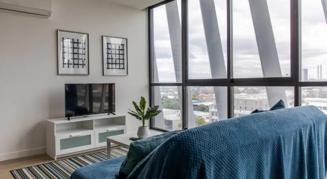 Modern 1 Bedroom Apartment With Rooftop Terrace And Spa, Забронировать Апартаменты/квартира Южный Мельбурн Мельбурн, рядом с Пристань для яхт «Е»