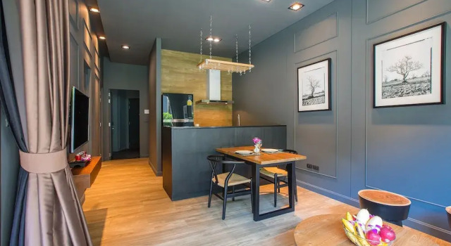 Saturdays B105