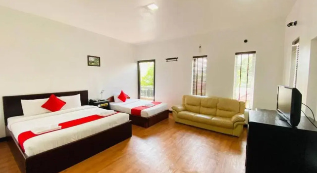 Трёхместный номер Standard с балконом Vimean Sovannaphoum Resort