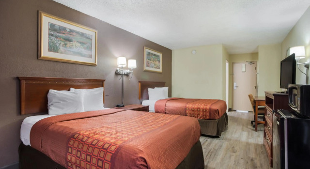Americas Best Value Inn Tulsa I-44, 预订 酒店 塔尔萨 俄克拉何马州