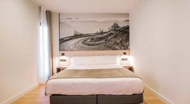 Hotel Llivia