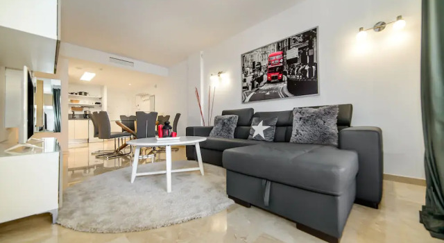 Espanhouse Elvis Apartments	