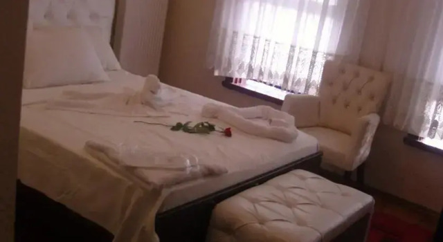 King Palace Suite, Забронировать Отель Фатих Стамбул, рядом с Библиотека Стамбульского университета