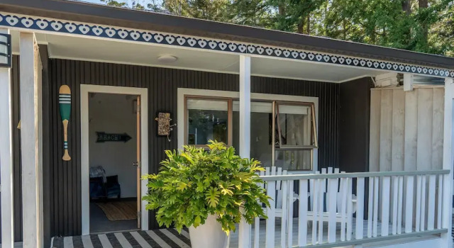 Двухместный люкс Executive с видом на бассейн Stay Kerikeri