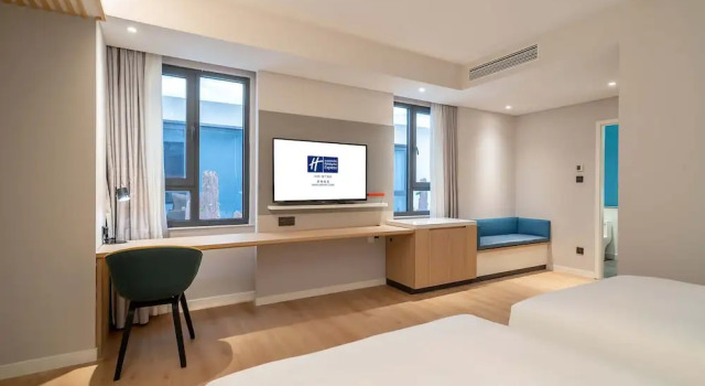 Номер Standard c 1 комнатой Holiday Inn Express Jinan Airport Zone by IHG