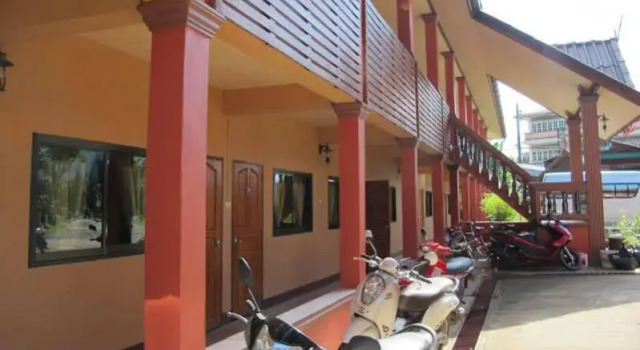 Siam Riverside Guest House