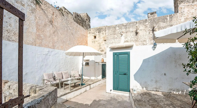 Коттедж Quaint Holiday Home in Lecce Apulia near Town Center