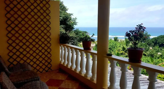 Двухместный номер Standard с балконом и с видом на море Villa Bel Age Seychelles