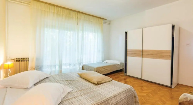 Nice Home in Vodnjan With Wifi and 1 Bedrooms, Reserva ahora Hotel Hoteles en Pula con aparcamiento, Aparcamiento