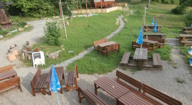 Номер Standard Le Chalet du Chemin et sa Roulotte
