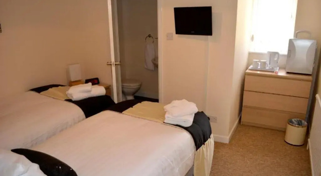 Winston Guesthouse, Забронировать Отель Отели в центре Бистер с завтраком, отели в центре Бистер с завтраком
