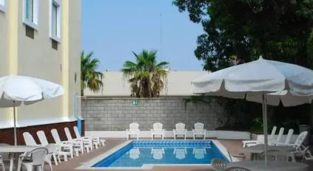 Полулюкс Rio Vista Inn Business High Class Tampico