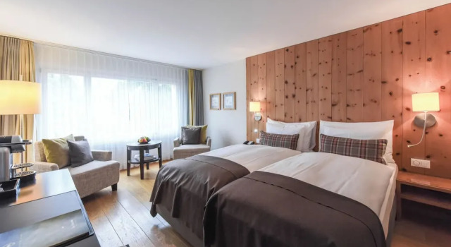 Трёхместный номер Standard Hotel Adula