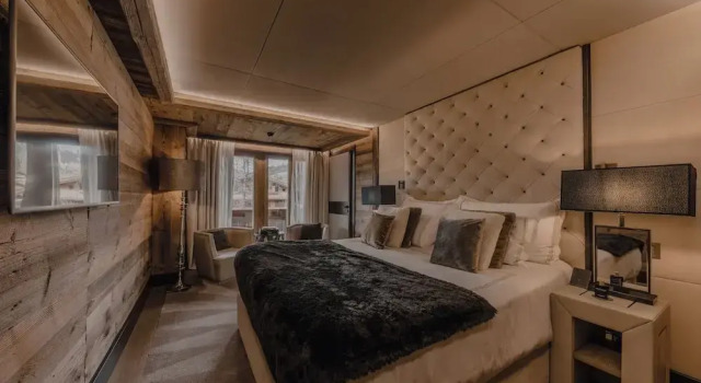 Люкс с балконом Ultima Hotel Gstaad