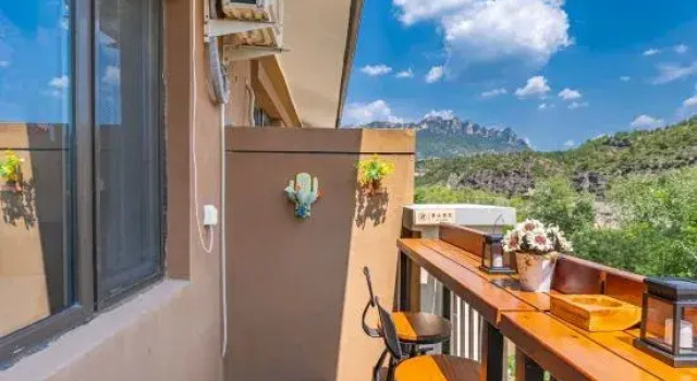 Beijing Weiyie Light Luxury Holiday Villa