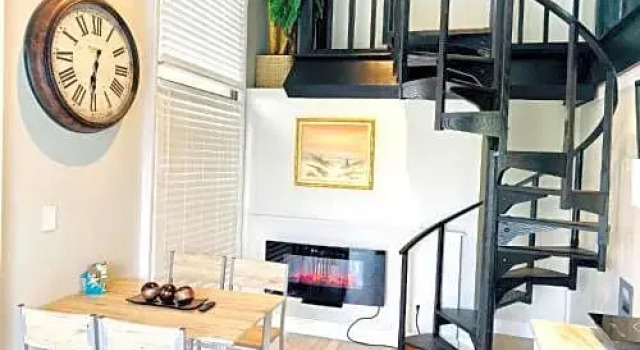 Люкс Deluxe Sun Deck Inn & Suites
