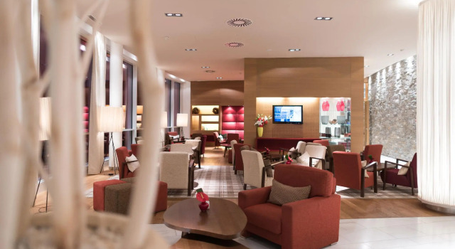 TAUERN SPA Zell am See - Kaprun, Забронировать Курортный отель Капрун Europa Sportregion, рядом с Горнолыжный подъемник Лехнерберг