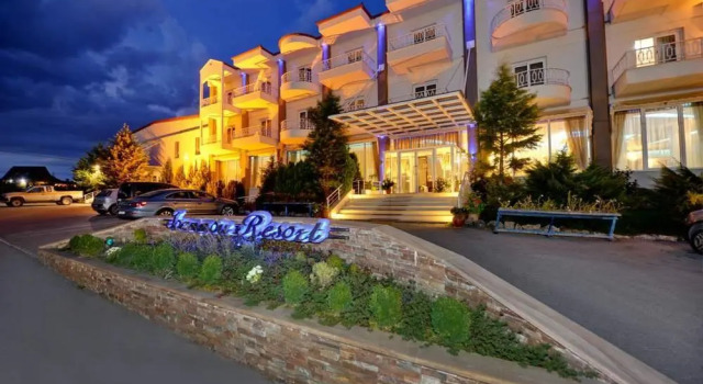 Ioannou Resort, Rezervați Stațiune Hoteluri în Kozani Prefecture cu parcare, Parcare