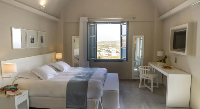 Полулюкс Acroterra Rosa Luxury Suites & Spa
