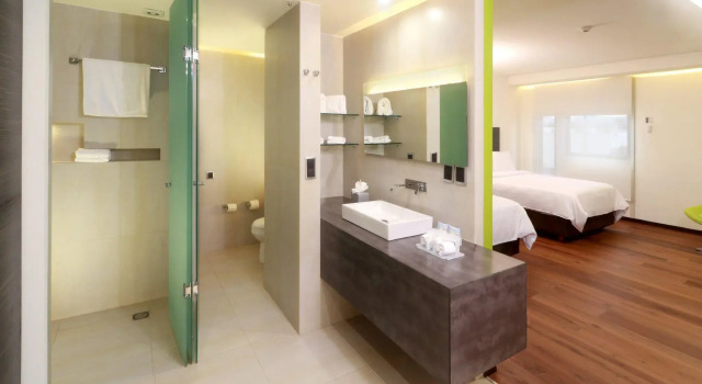 Четырёхместный номер Standard Holiday Inn Express Mexico Aeropuerto by IHG