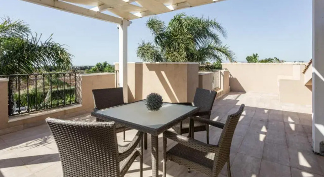 Вилла Villa Jolie - Luxury Villa with Swimming Pool