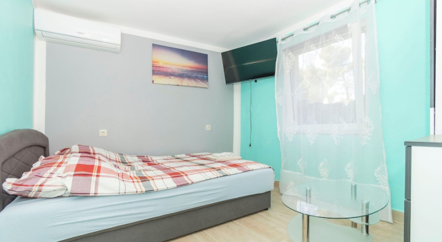 Apartments Kristina, Забронировать Апартаменты/квартира Донжи Карин Задарская жупания