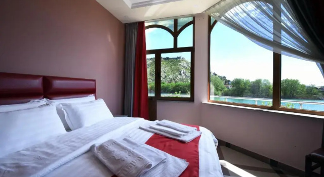 Двухместный номер Standard с балконом Buna Park Hotel
