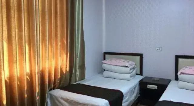 Huayang Guesthouse, Prenota Hotel Hotel a Shaanxi con parcheggio, Parcheggio