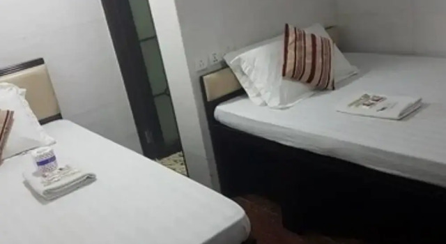 Двухместный номер Deluxe Crystal Hostel