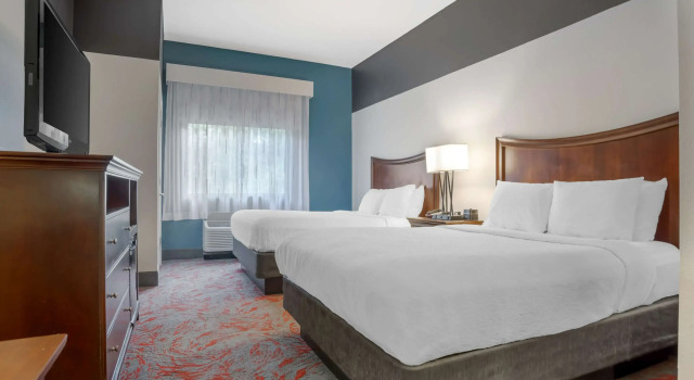 Четырёхместный люкс Best Western Plus Daphne