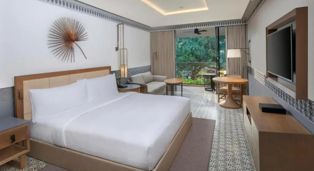 Двухместный номер Deluxe с балконом и с видом на сад DoubleTree by Hilton Goa - Panaji