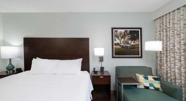 Двухместный номер Standard с видом на бассейн Hampton Inn & Suites Nashville Franklin