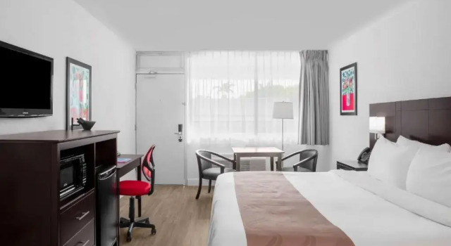 Номер Standard Quality Inn Miami South