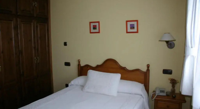 Economy huone Somonte