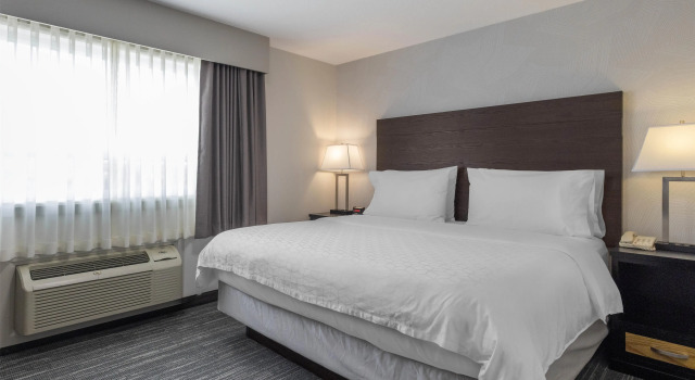 Двухместный люкс с 2 комнатами Best Western Dawson Creek