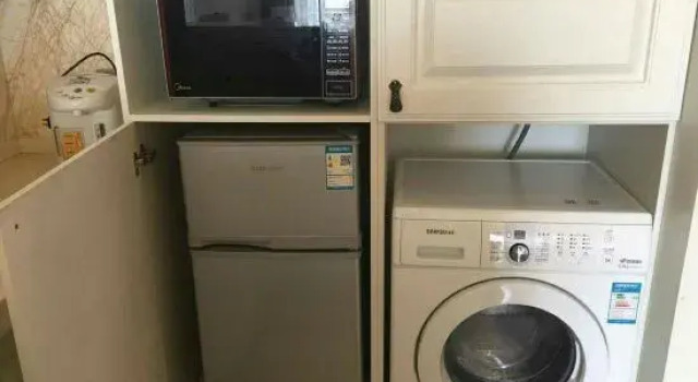 Люкс Deluxe Nantong Jinshi Apartment (Nantong University)